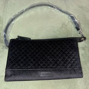 Vera Bradley NWT Iconic RFID Slim Wristlet - beautiful lining!